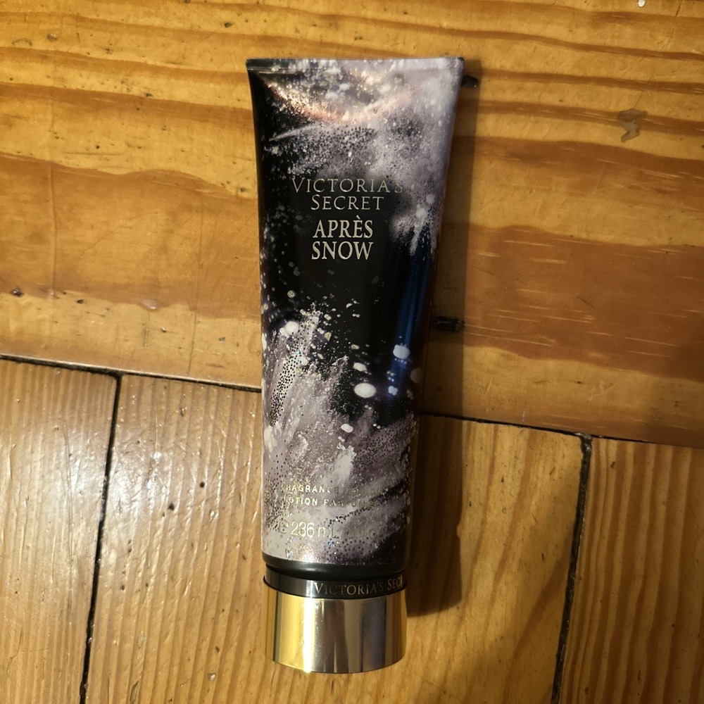 Victoria's Secret Apres Snow Fragrance Lotion 8 fl oz Jasmine Scent Discontinued